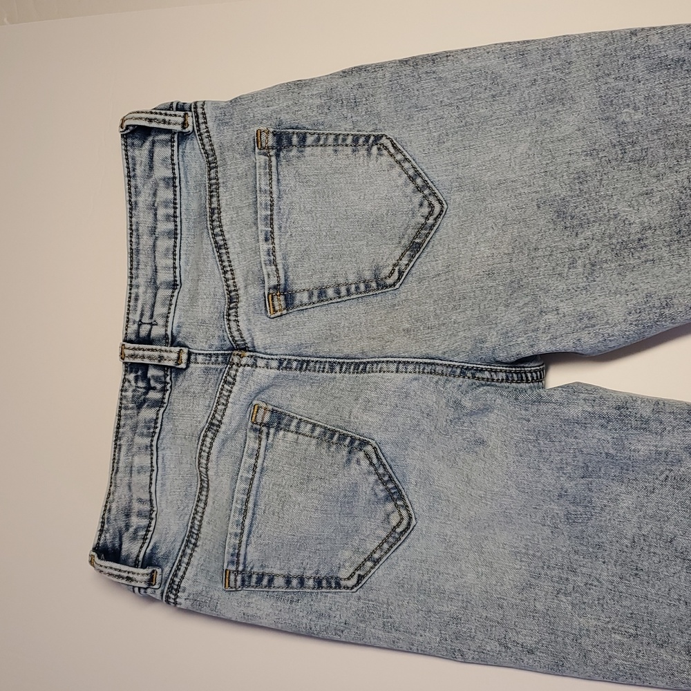 Girls Size 10 High Rise Jeans Butterfly Embroidered Light Blue Jeans Snap Front - Picture 5 of 12